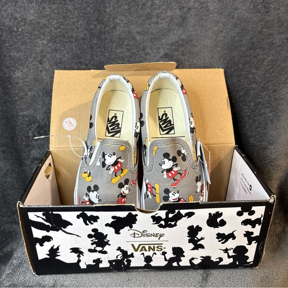 Vans Women's Sz 5 or Men Sz 3.5 Mickey Mouse Gray Slip-On Shoes - Picture 9 of 9